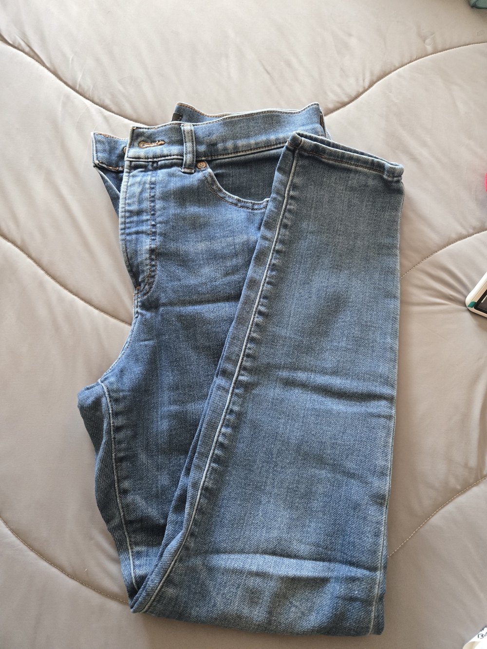 Express Women’s Light Blue Skinny Jeans